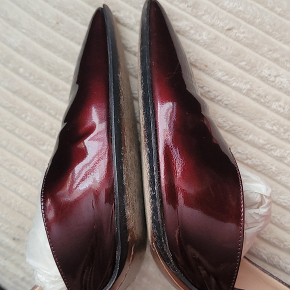 Louis Vuitton  Vernis Block heel sandals - Picture 9 of 16